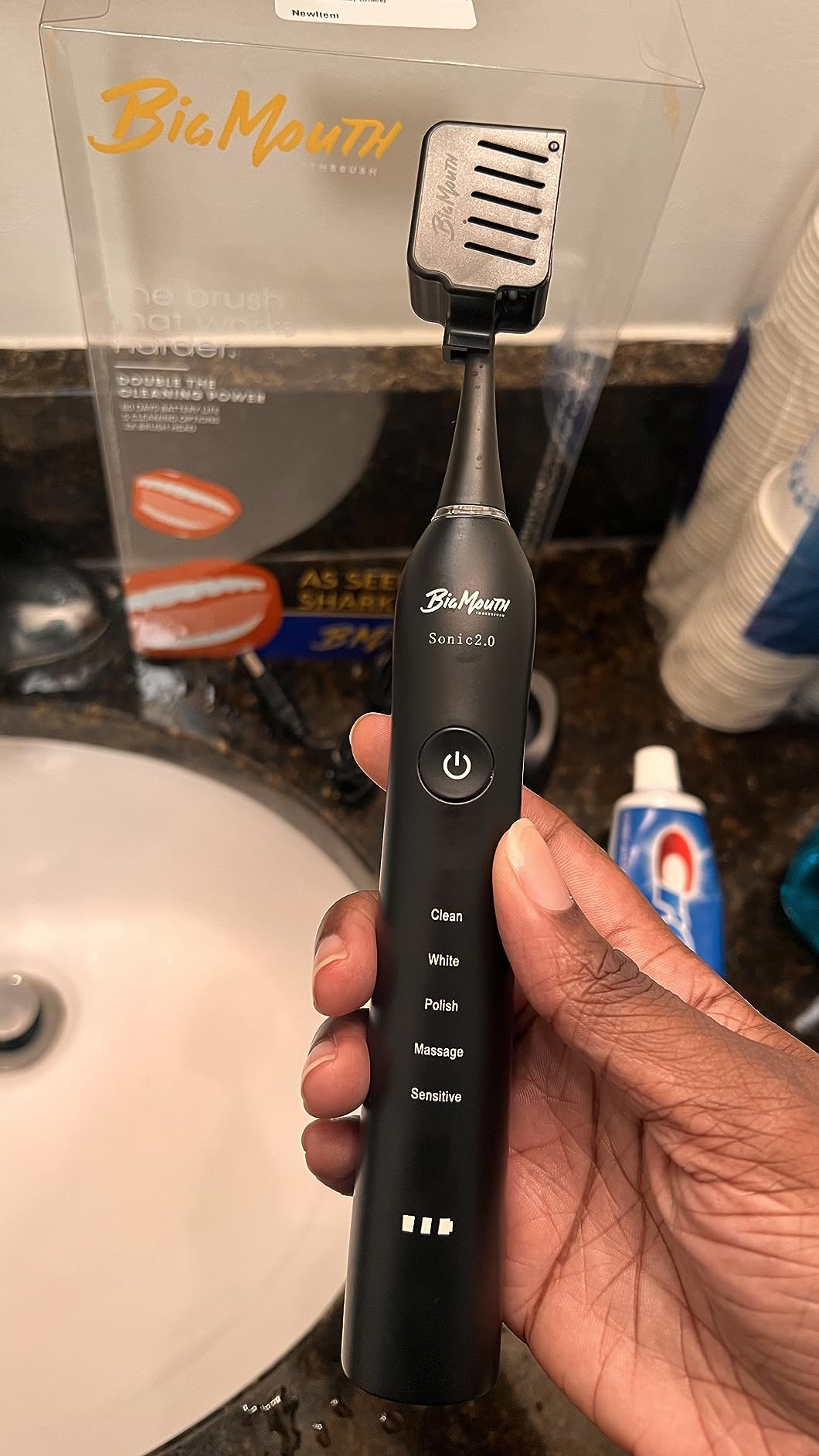 Dr Bobbi Big Mouth Electric Toothbrush for Adults | Ultrasonic Rechargeable Tooth Brush with 5 Cleaning Modes & 2-Minute Smart Timer | Extra Electric Toothbrush Heads Included | Black customer photo 1