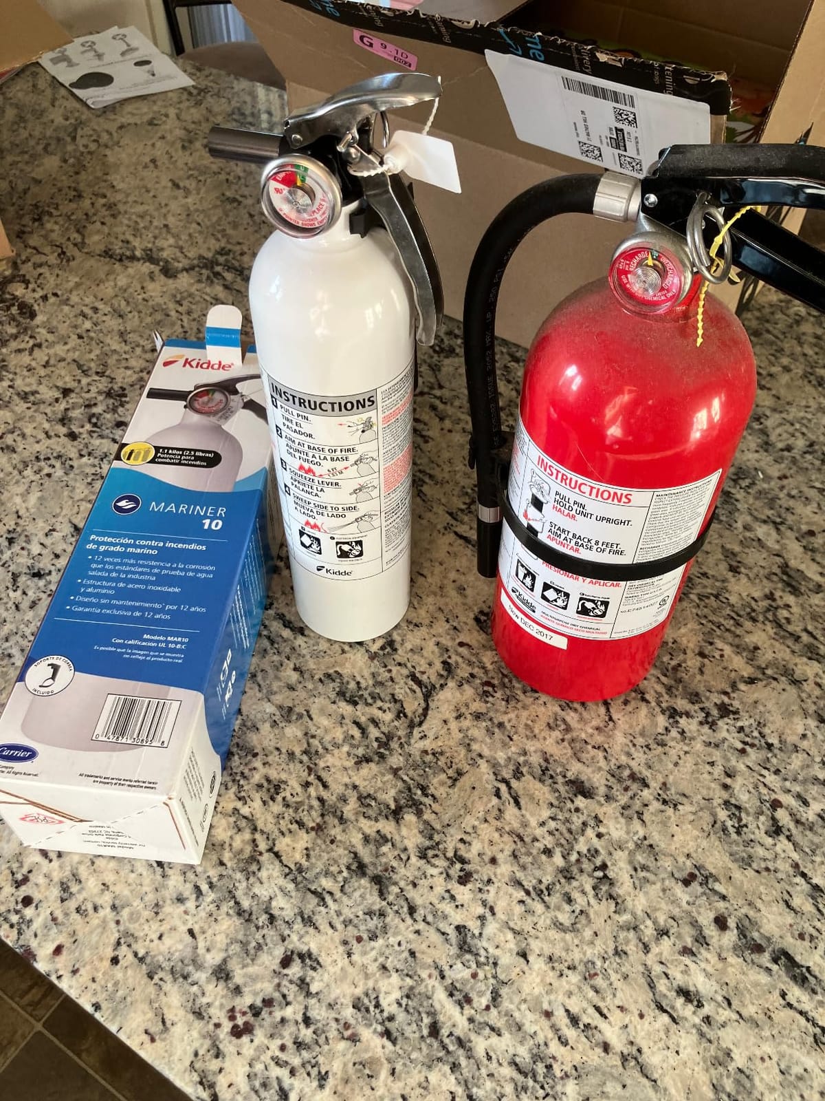 Kidde Mariner 5 Fire Extinguisher for Boats and Watercrafts, 5-B:C, MAR5 customer photo 2