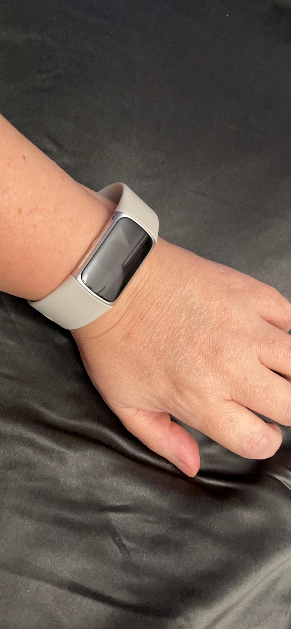 Fitbit Charge 6 customer photo 1