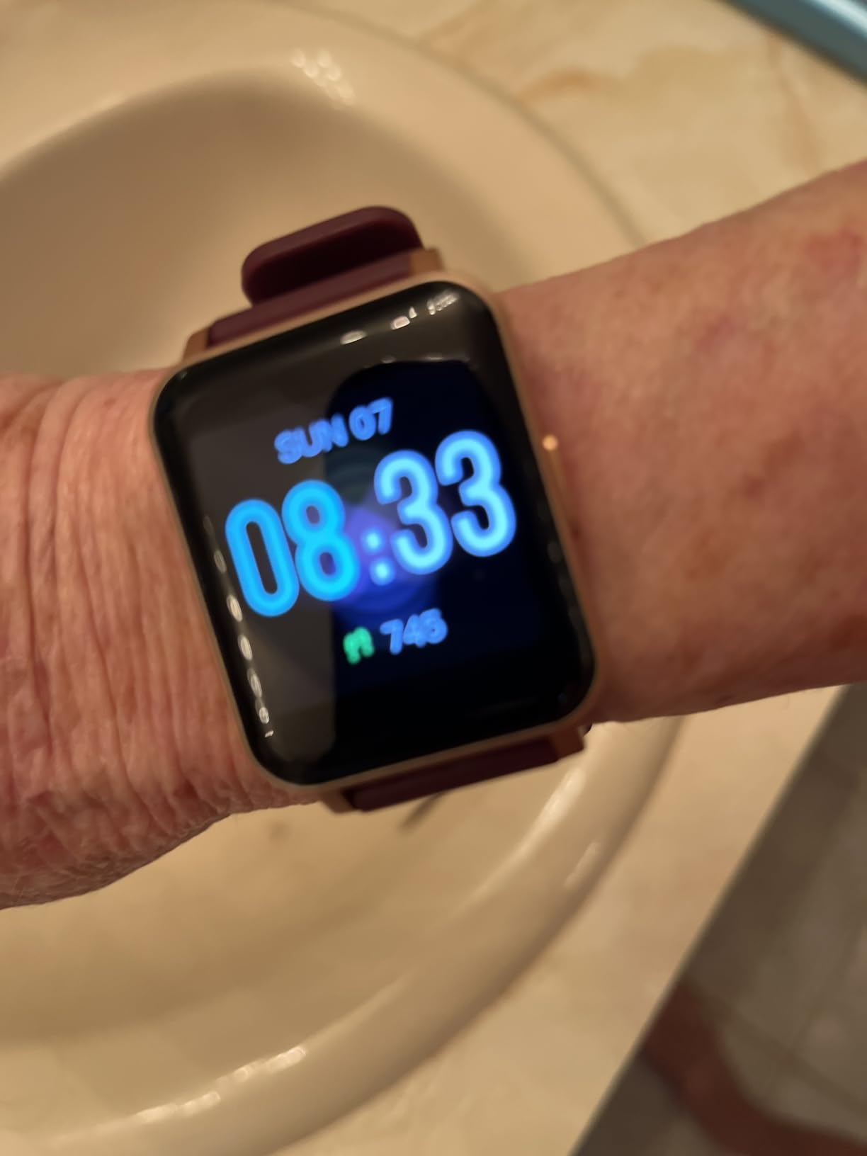 LIVIKEY Step Tracker customer photo 2