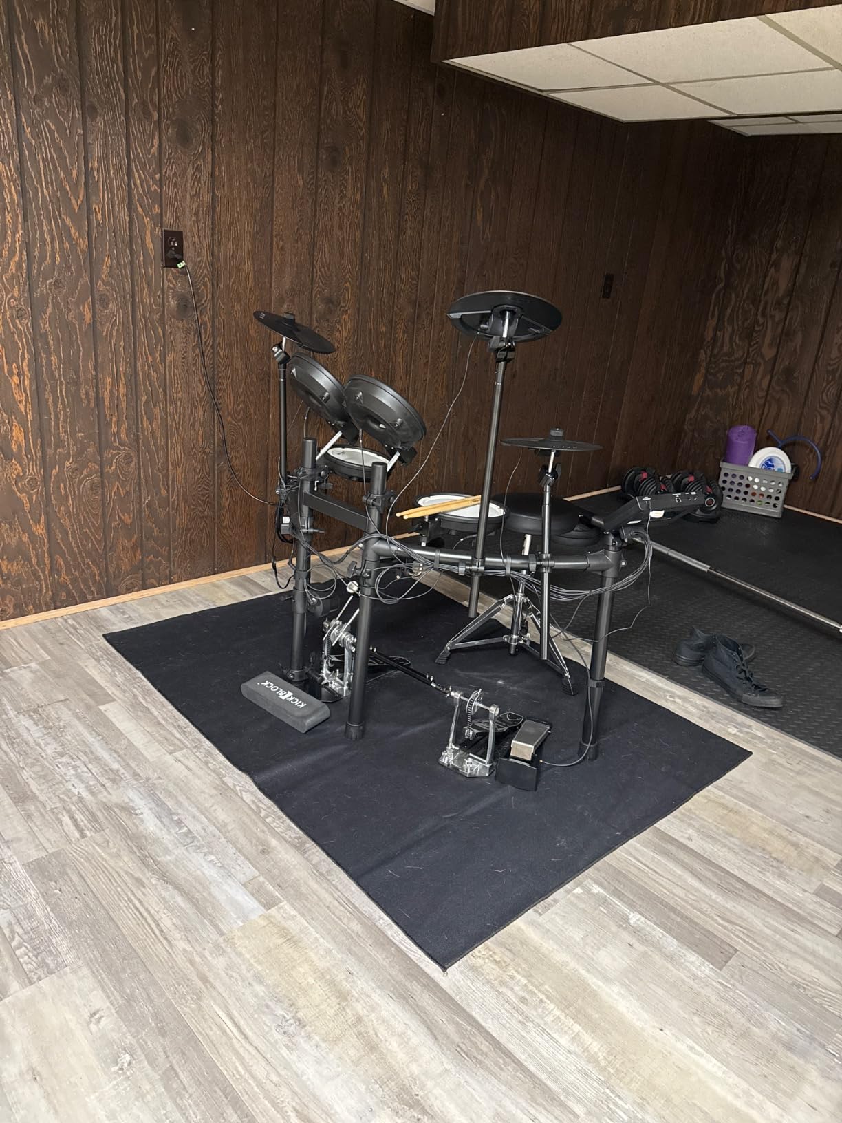Drum Rug, Drum Mat with Non-Slip Grip Bottom(4x5.3Ft), Drum Carpet for Noise Reduction, Drum Pad for Jazz Drum & Electric Drum Set, Ideal Gift for Drummers, Drum Accessories, 47x63in, Black customer photo 2
