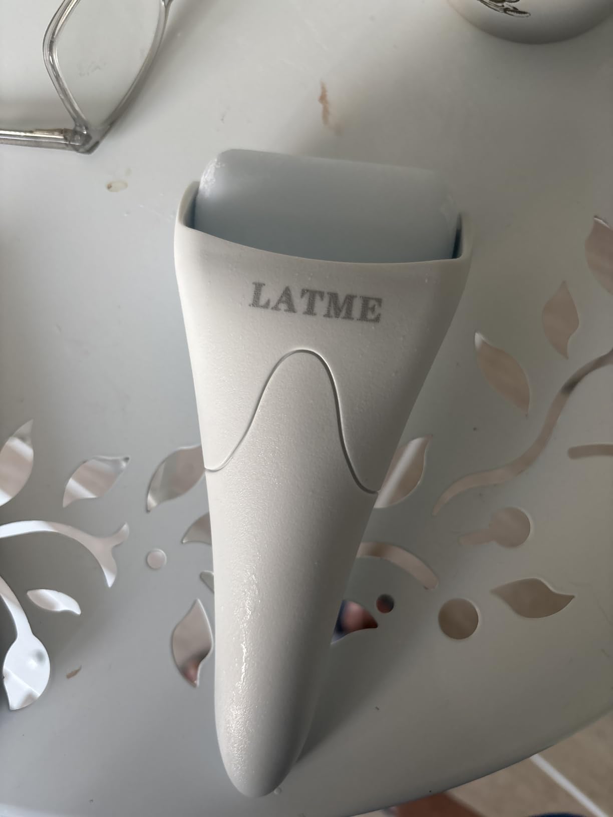 LATME Ice Roller for Face Eyes,Womens Gifts,Face Massager Roller Puffiness Migraine Pain Relief and Minor Injury (Smoggy Blue) customer photo 2