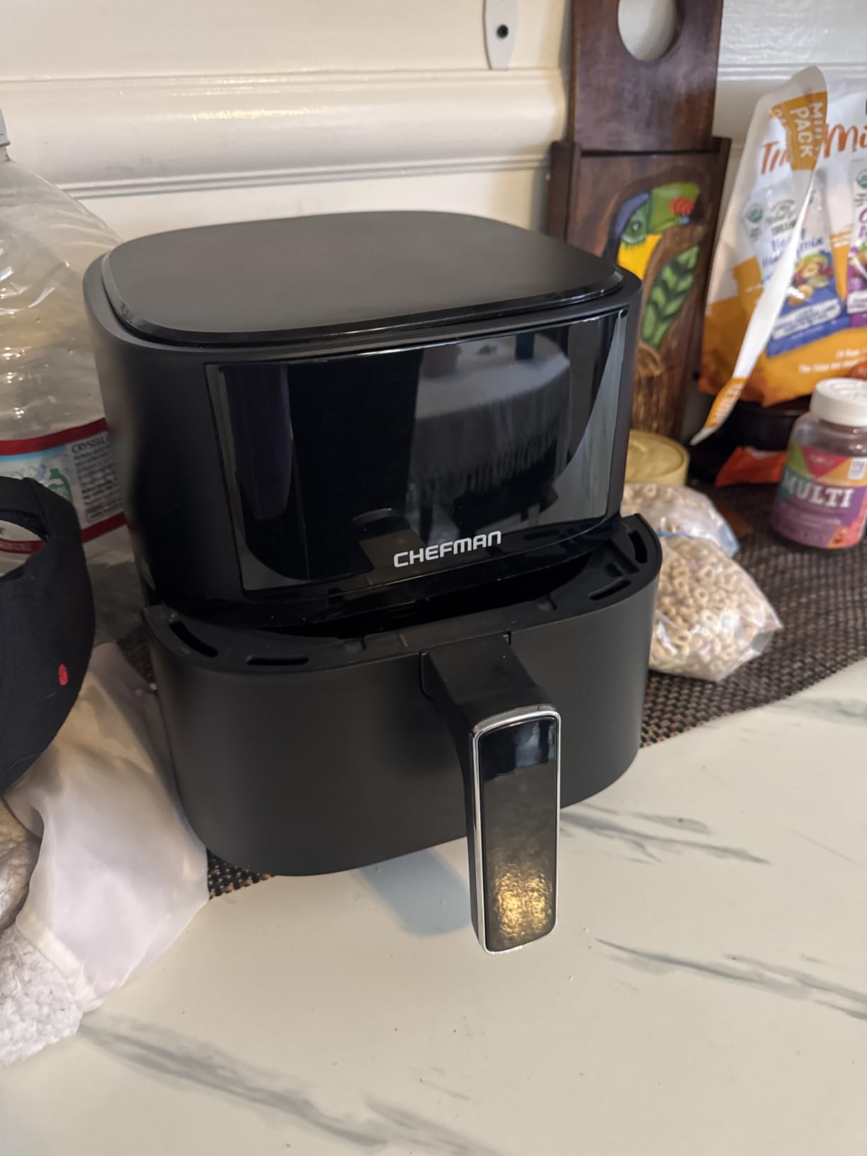 Chefman Air Fryer – 4 QT Compact Airfryer for Quick & Easy Meals in Minutes, Features Hi-Fry Technology for Extra Crisp, Touchscreen Controls with 4 Presets, Nonstick & Dishwasher Safe Basket - Black customer photo 1