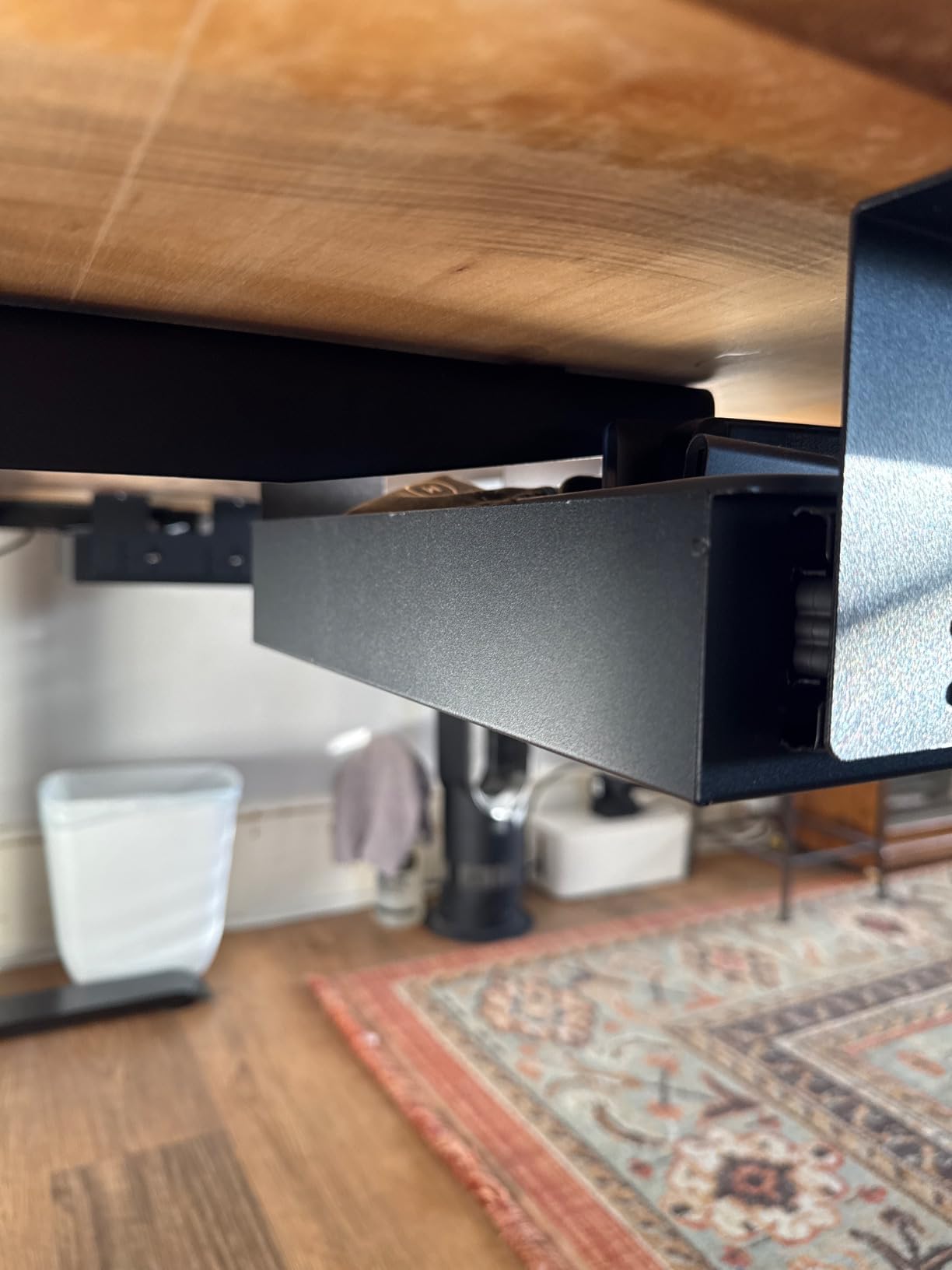 Beiyier Under Desk Sliding Drawer for Office Desk or Table, Pull-out Storage Organizer for Sit-Stand Workstation with High Crosspiece under Desktop (Black) customer photo 2