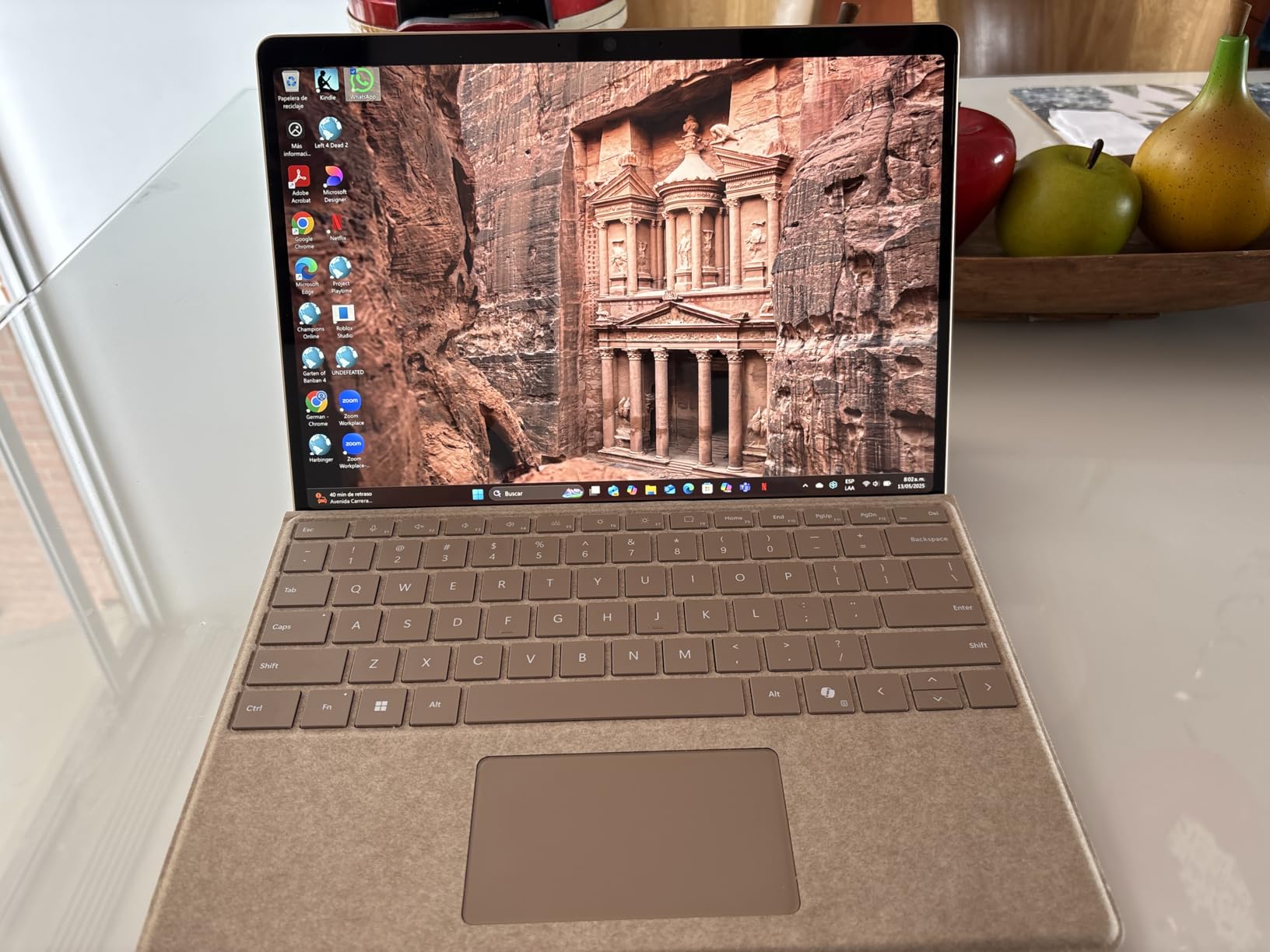 Microsoft Surface Pro 2-in-1 Laptop/Tablet (2024), Windows 11 Copilot+ PC, 13
