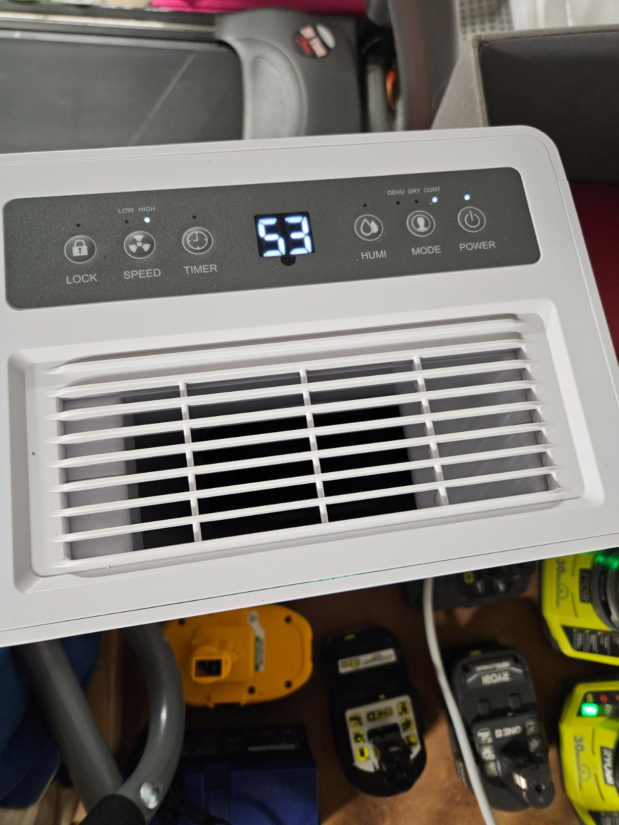 SEAVON 1500 Sq.ft Dehumidifier for Basement with Drain Hose, 21 Pint, Quiet customer photo 1