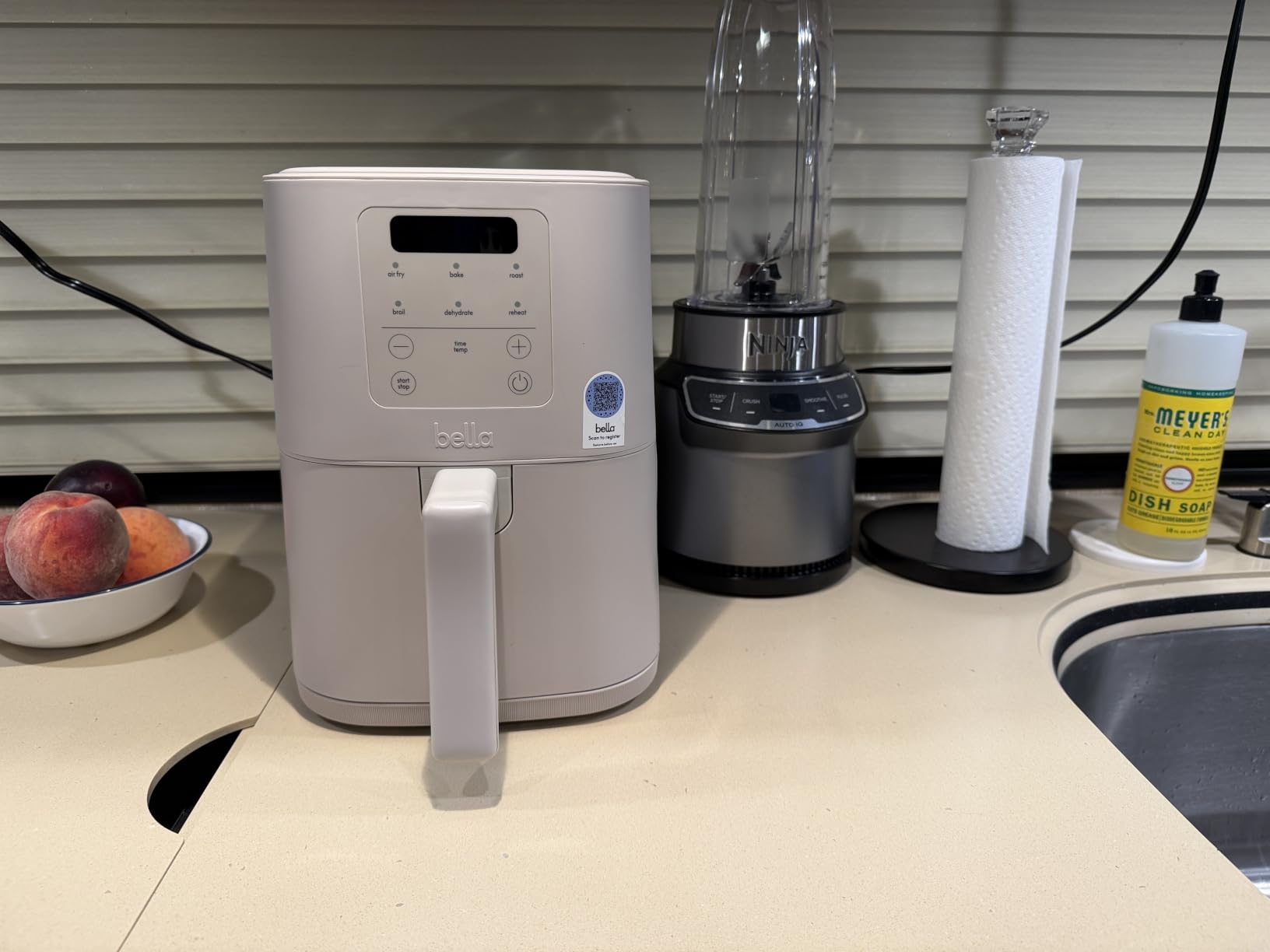bella Fits-anywhere™ Slim 4qt Air Fryer, Non-Toxic Coating, Oatmilk customer photo 1