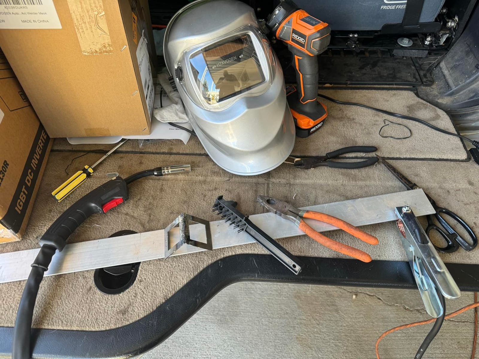 FEMEROL MIG Welder,2 in 1 Flux core/Stick Welder,130Amp 110V Gasless MIG Welding Machine with Synergy IGBT Inverter Welder Portable Wire Feed Welder customer photo 1
