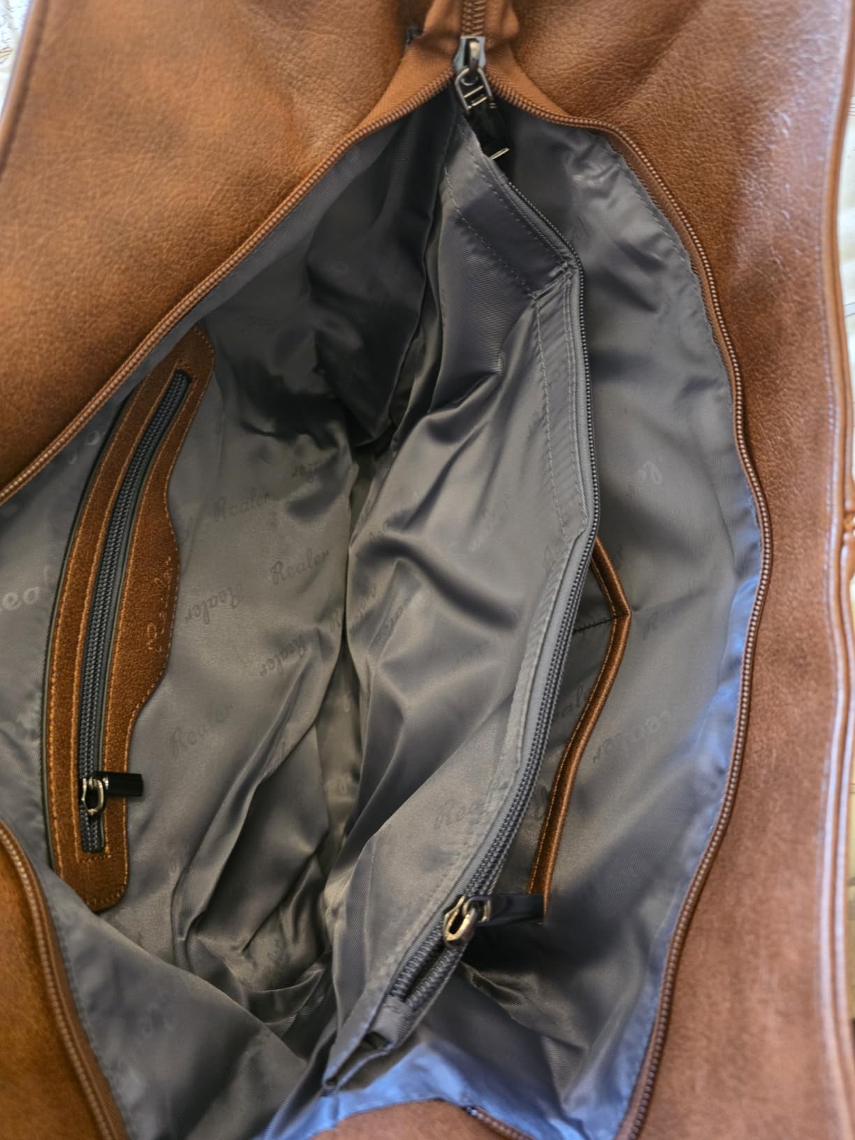 Realer Tote Hobo customer photo 1