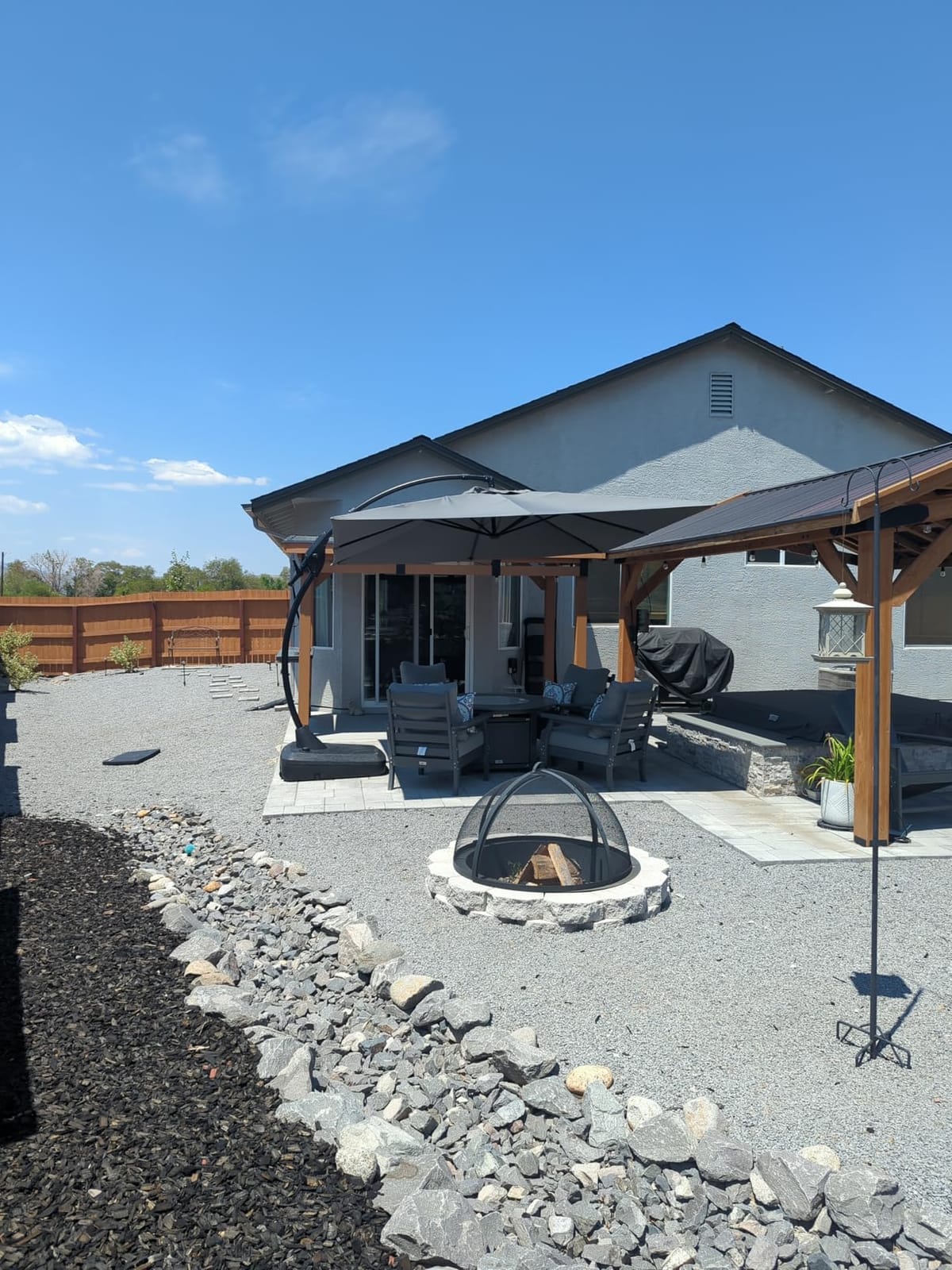 Grand patio 10x10 FT Large Cantilever Square Umbrella with Base, Champagne customer photo 2