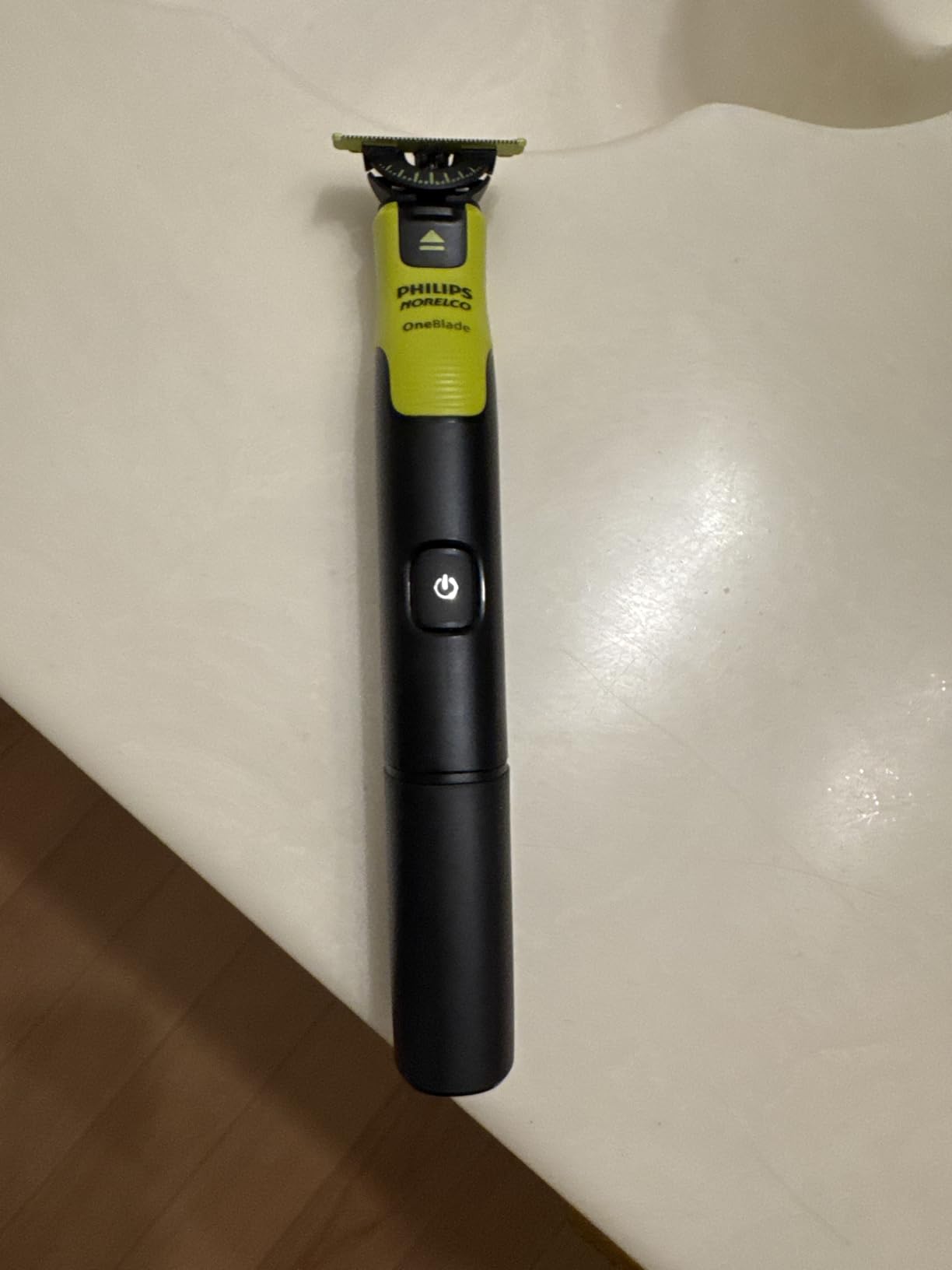 Philips Norelco OneBlade 360 Hybrid Face Trimmer & Shaver with Connectivity customer photo 2