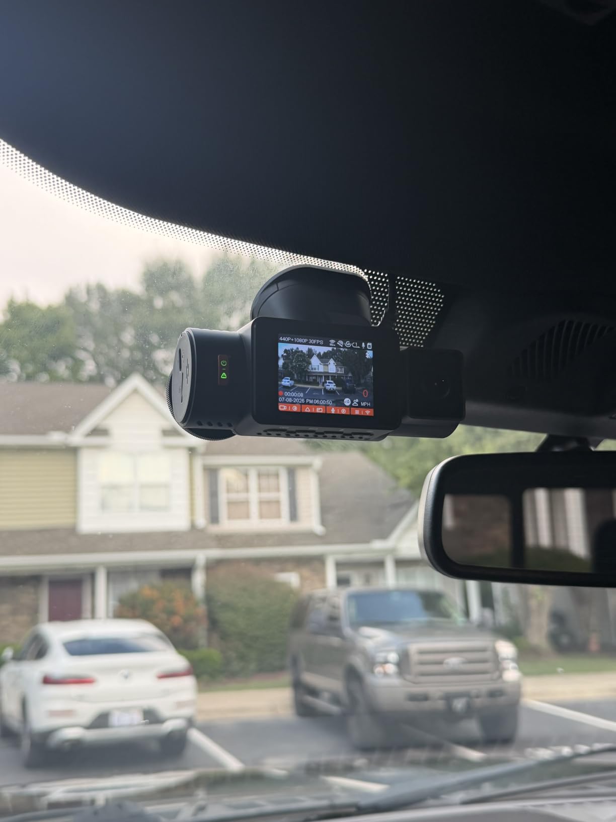 Vantrue N2X 2.7K Dash Cam Front and Inside, STARVIS 2 PlatePix Car Camera customer photo 2