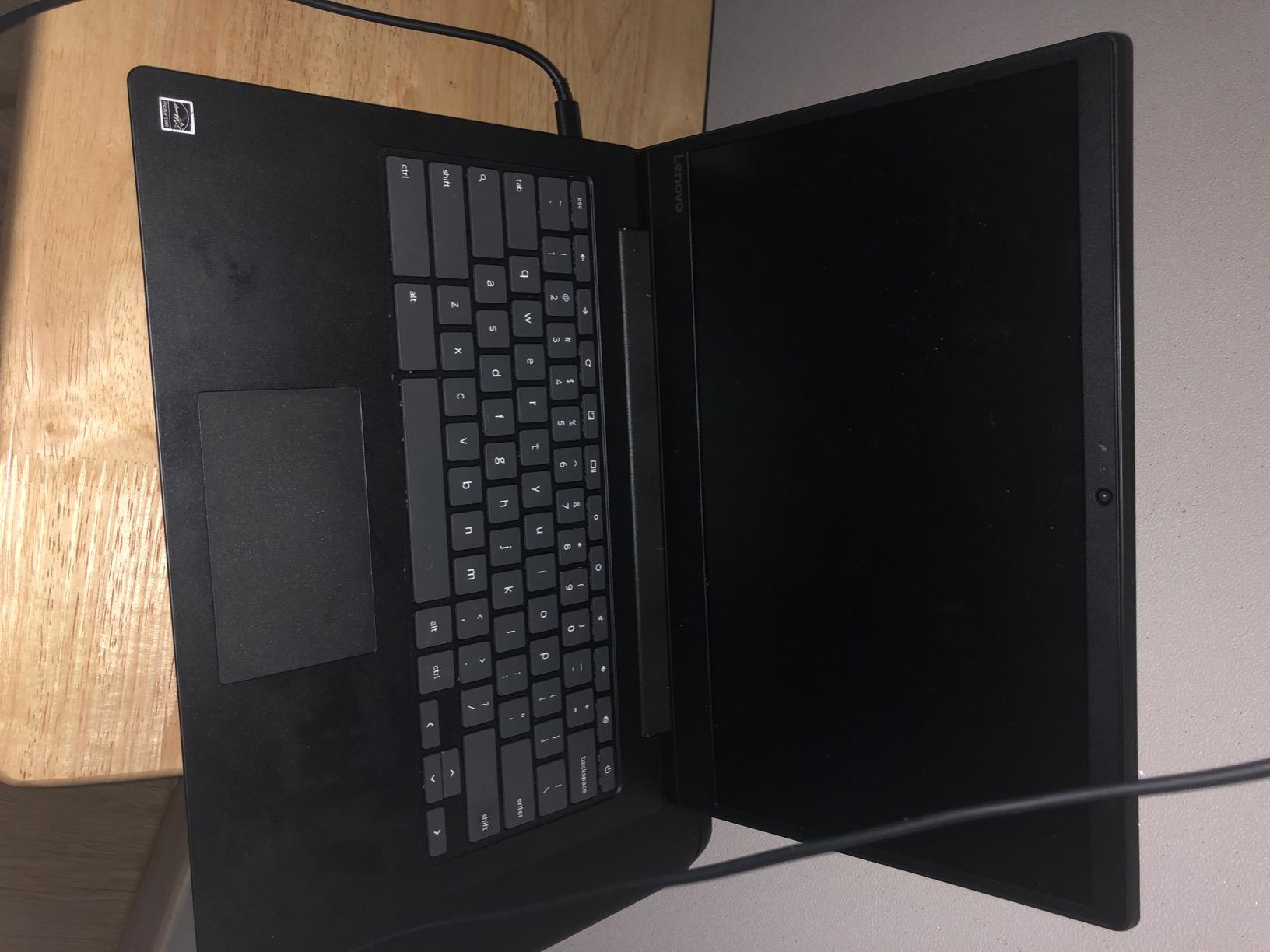 Lenovo IdeaPad Slim 3 customer photo 2