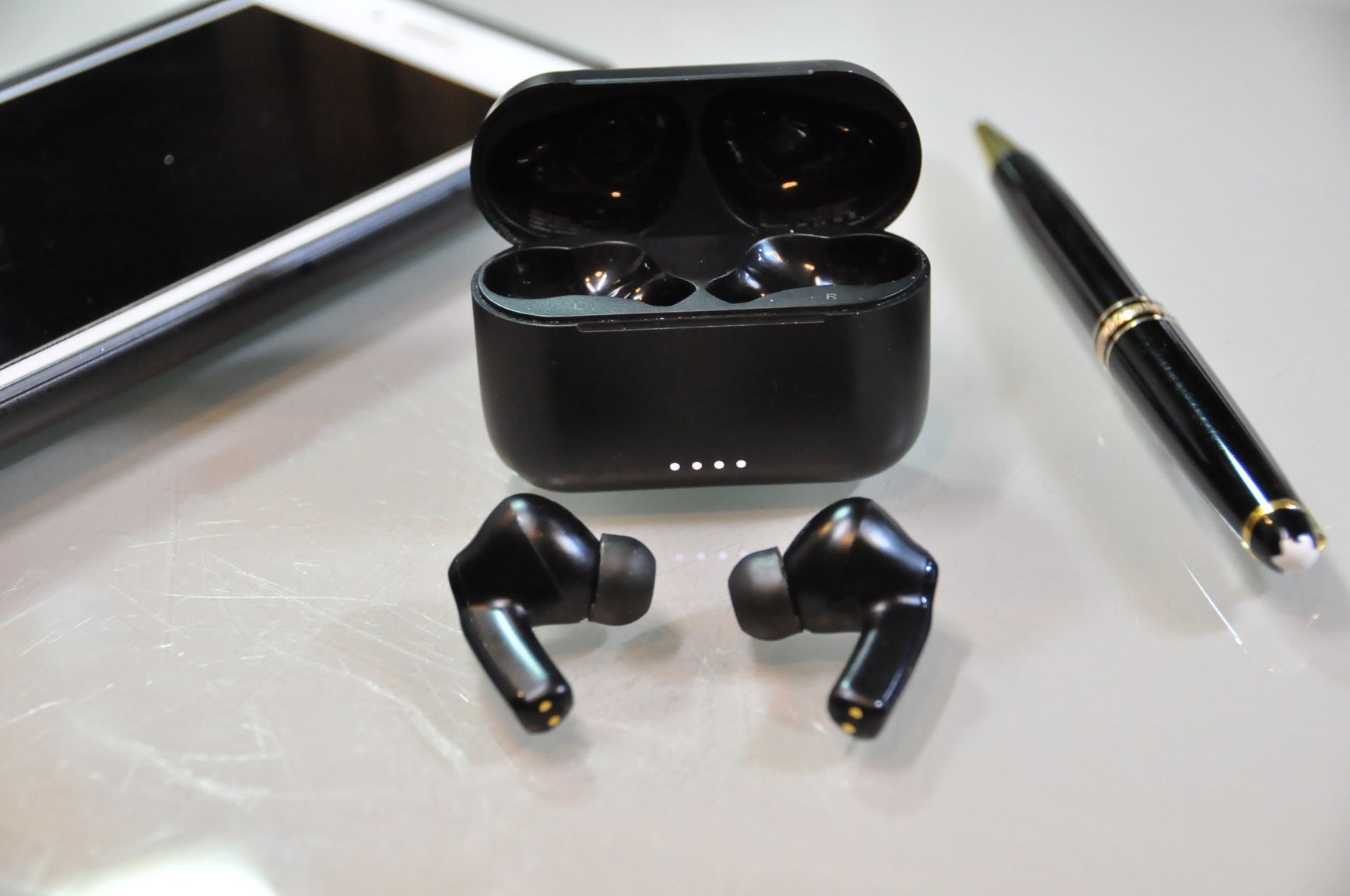 TOZO Hybrid Active Noise Cancelling in Ear Wireless Earbuds, 68H Playtime customer photo 2