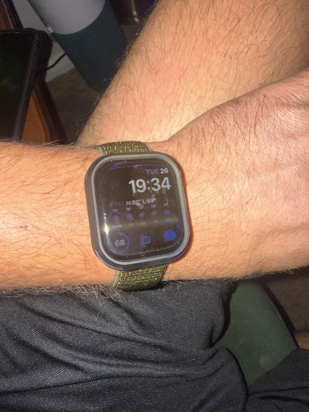 Apple Watch Series 10 [GPS + Cellular, 42mm] - Jet Black Aluminum Case with Black Sport Band, S/M (Renewed) customer photo 1