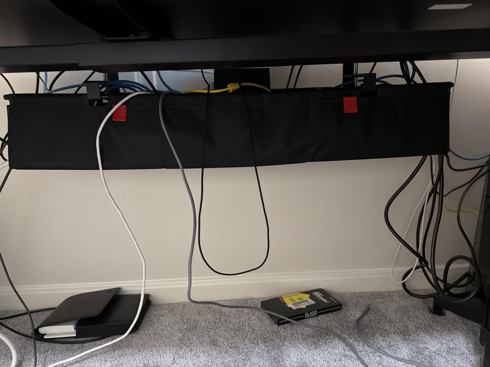 Univivi No Drill Under Desk Cable Management Tray, 36 inch Cable Management customer photo 1
