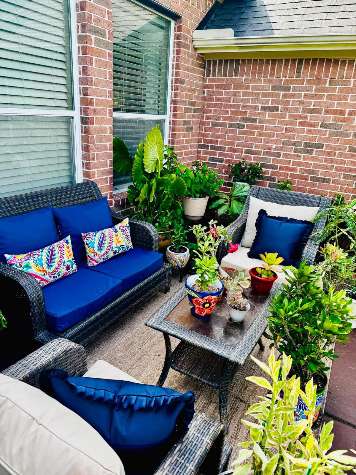 Favoyard Outdoor Patio Seat Cushions Set, 22x24 Inch, Waterproof, Dark Gray customer photo 1
