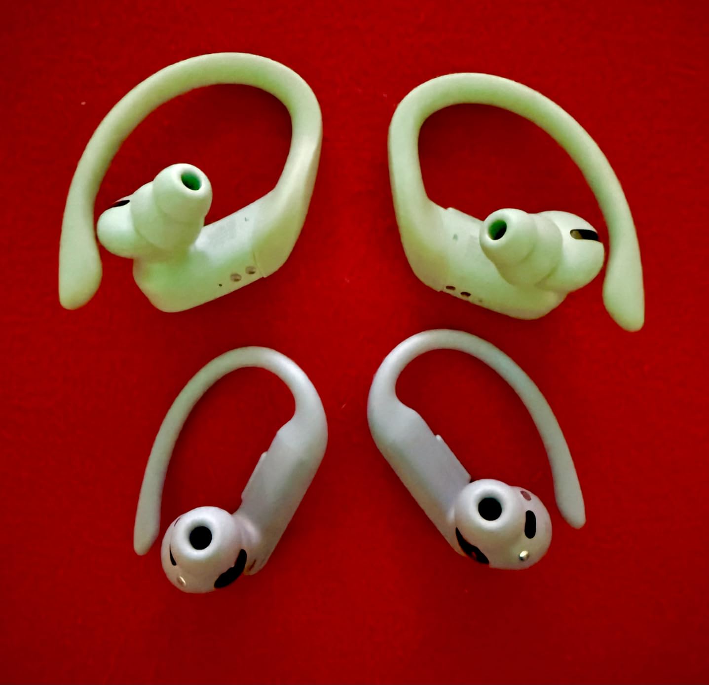 Beats Powerbeats Pro 2 - Wireless Noise Cancelling Workout Earbuds with Secure- Fit Earhooks, Up to 45-Hour Battery with Charging Case, Sweat & Water Resistant, Heart Rate Monitoring - Jet Black customer photo 2