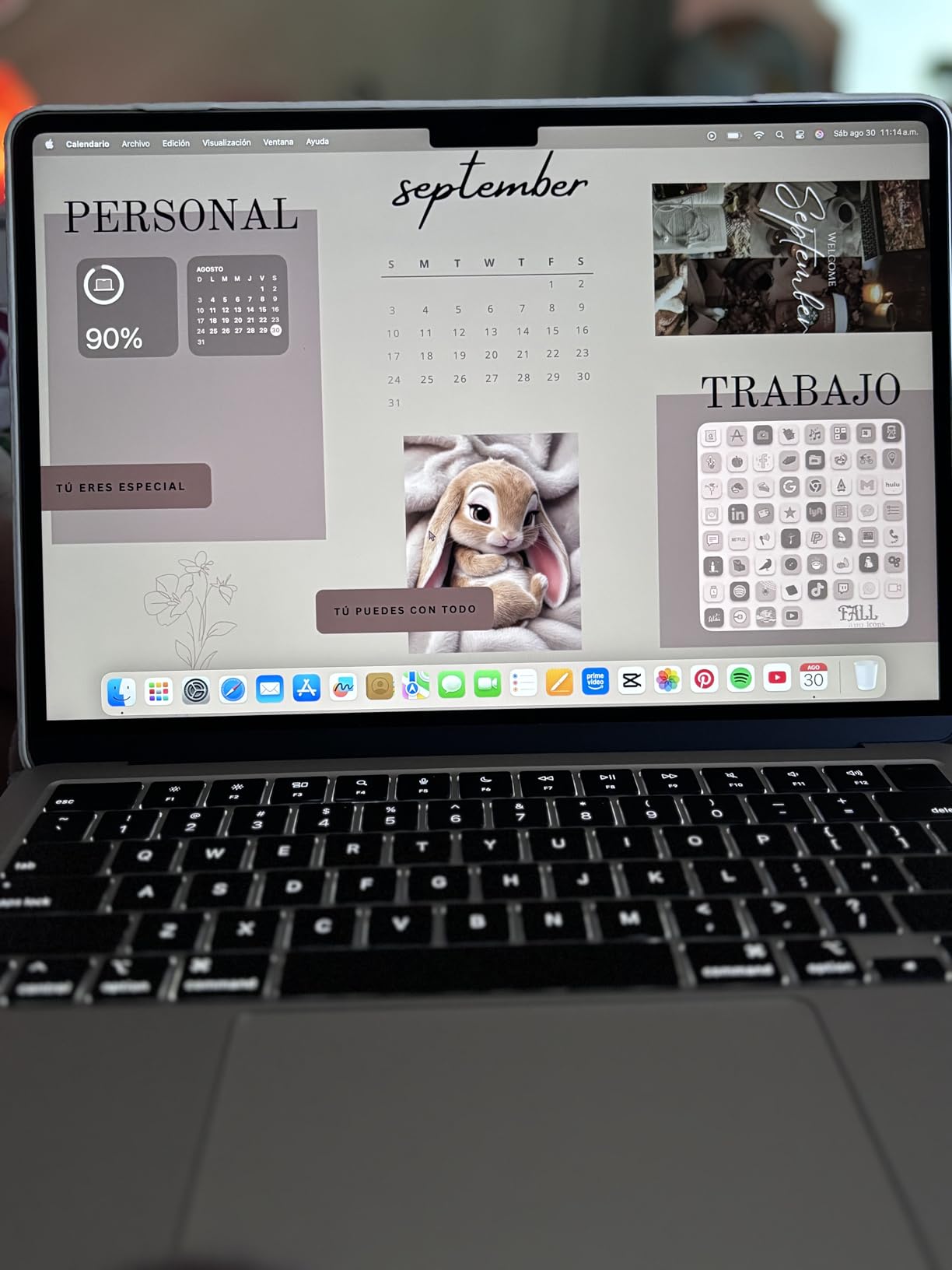 Apple 2025 MacBook Air 13-inch Laptop with M4 chip: Built for Apple Intelligence, 13.6-inch Liquid Retina Display, 24GB Unified Memory, 512GB SSD Storage, 12MP Center Stage Camera, Touch ID; Midnight customer photo 2