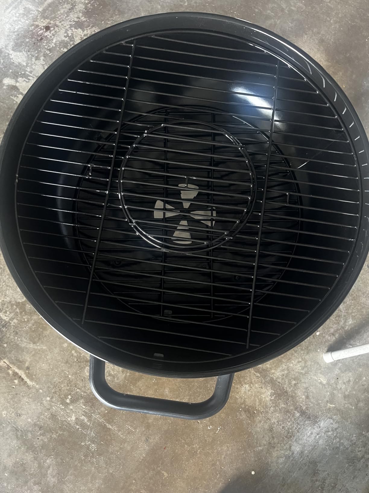 Char-Griller CG30040725 22-inch Kettle Charcoal Grill and Smoker - Steel, Black - 363 sq. in. Cooking Area customer photo 2