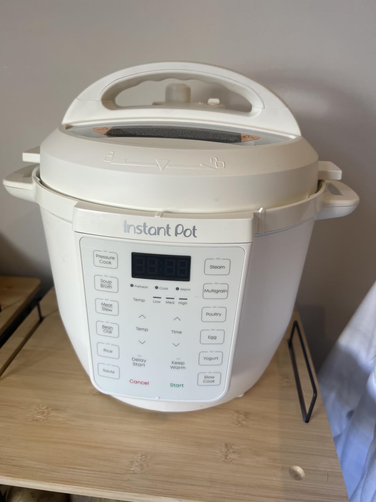 Instant Pot Rio Mini 4 Qt 7-in-1 Electric Pressure Cooker, Black customer photo 1