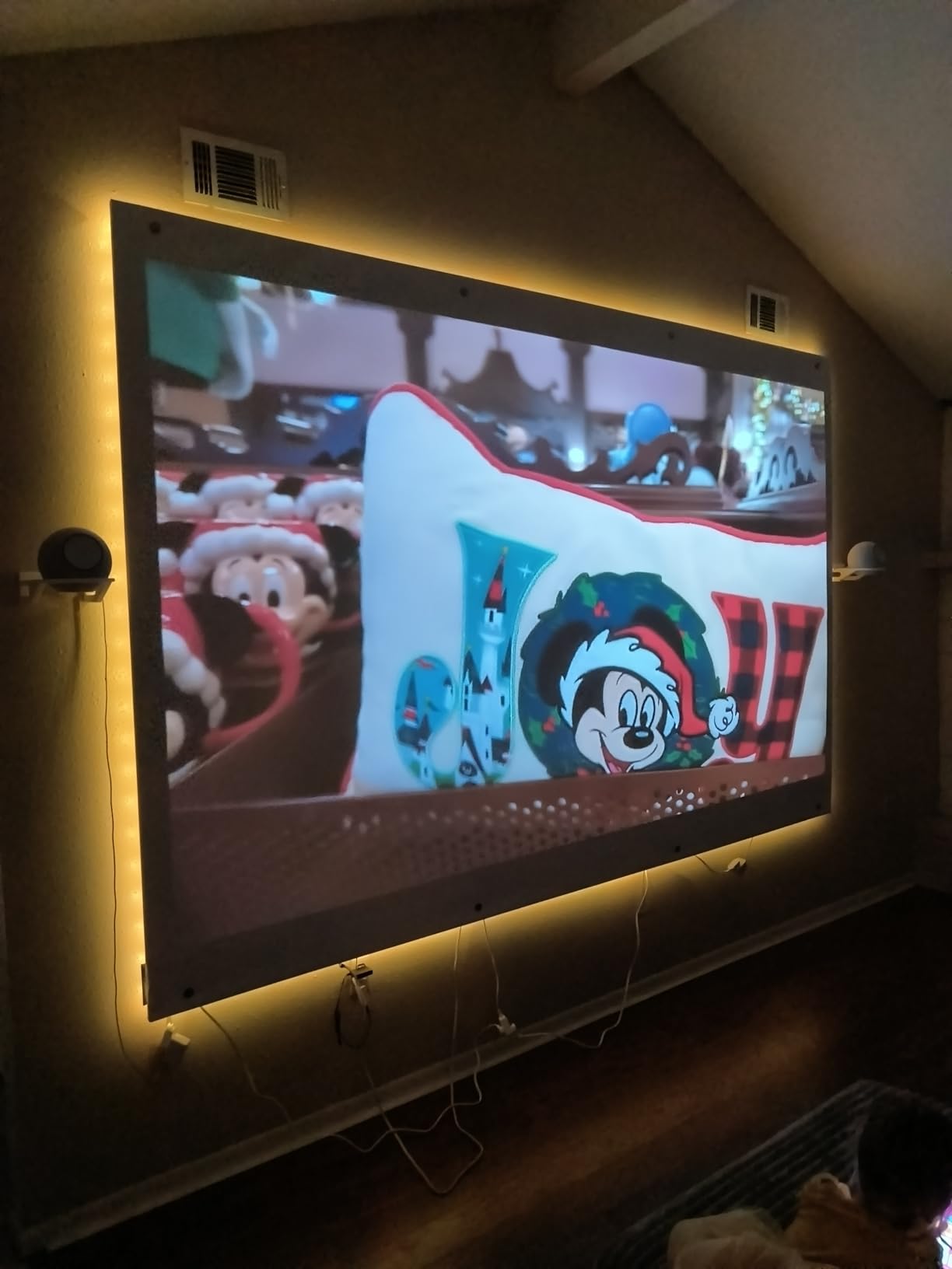 Amazon Echo Studio (newest model), Immersive spatial audio and Dolby Atmos, Designed for Alexa+, Glacier White customer photo 1