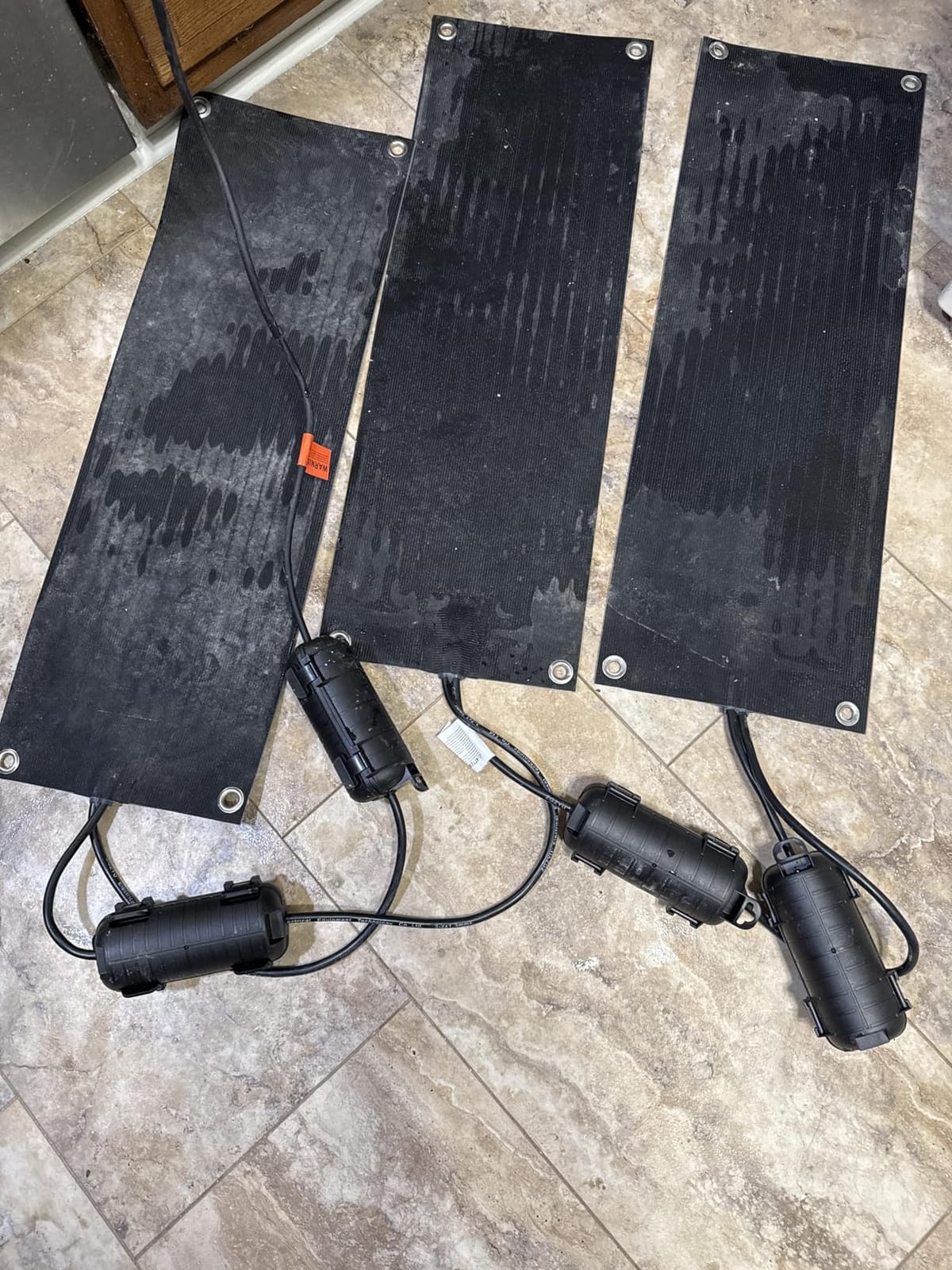 3 Pcs Heated Snow Melting Mats,10x30 in No-Slip Rubber Heated Outdoor Mats customer photo 1