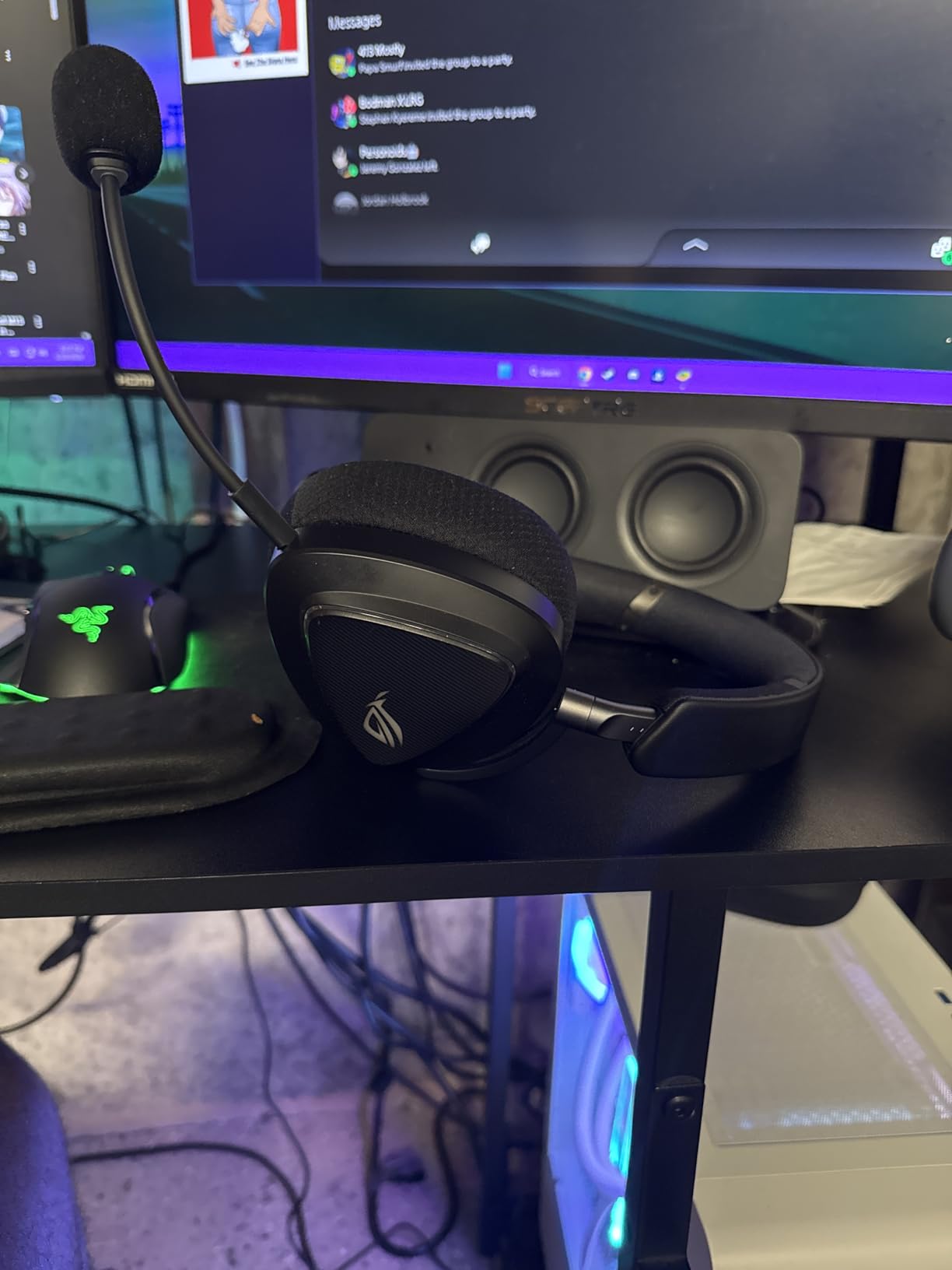 ASUS ROG Delta II Wireless Gaming Headset with Detachable Mic - White customer photo 1
