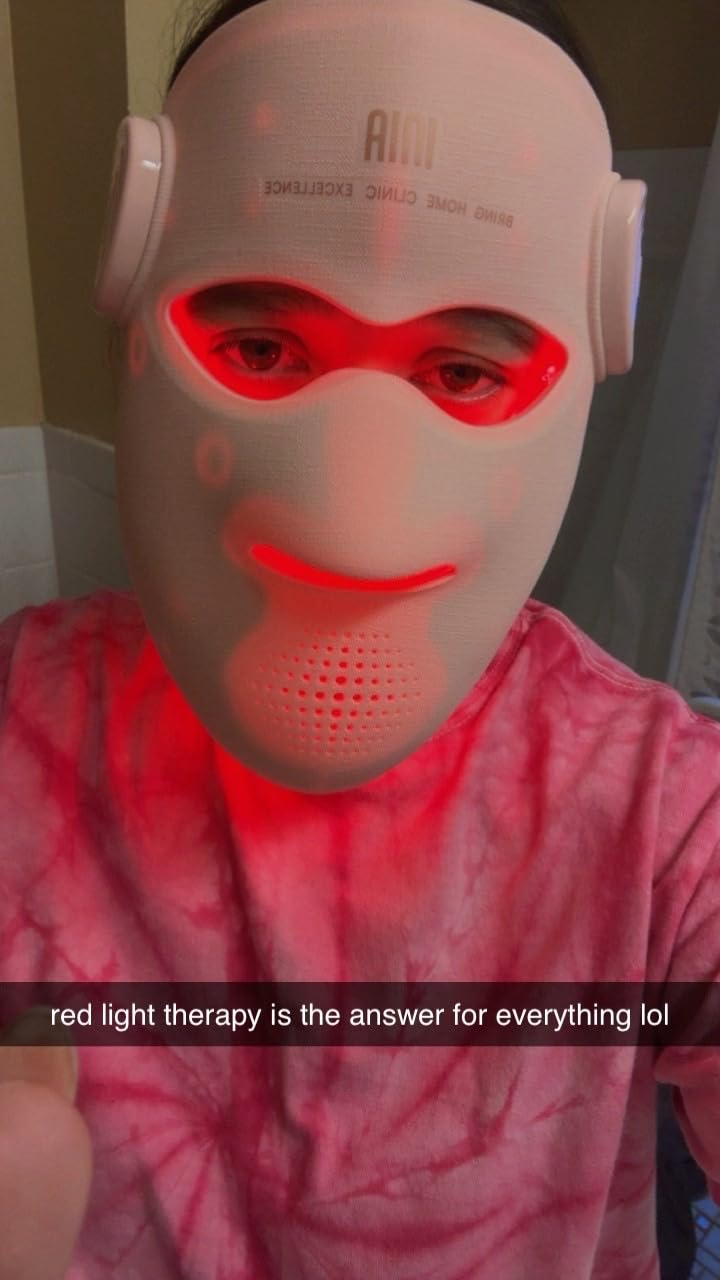 INIA GLOW 4D Wireless Red Light Therapy Mask for Face, Dual NIR, 320 LEDs customer photo 1