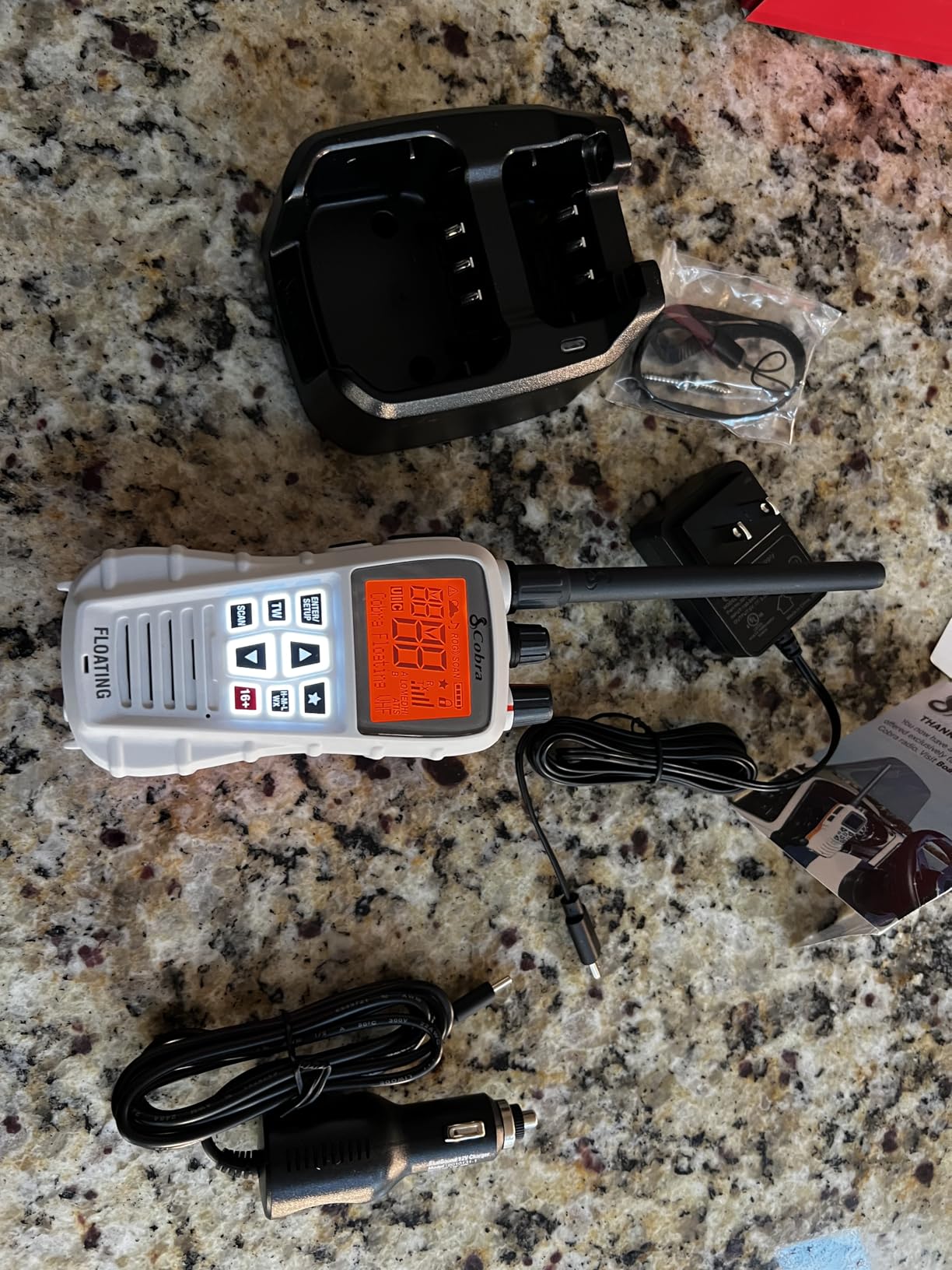 Cobra BlueBound 350 VHF Handheld Marine Radio - White, 6-Watt, Floats customer photo 2