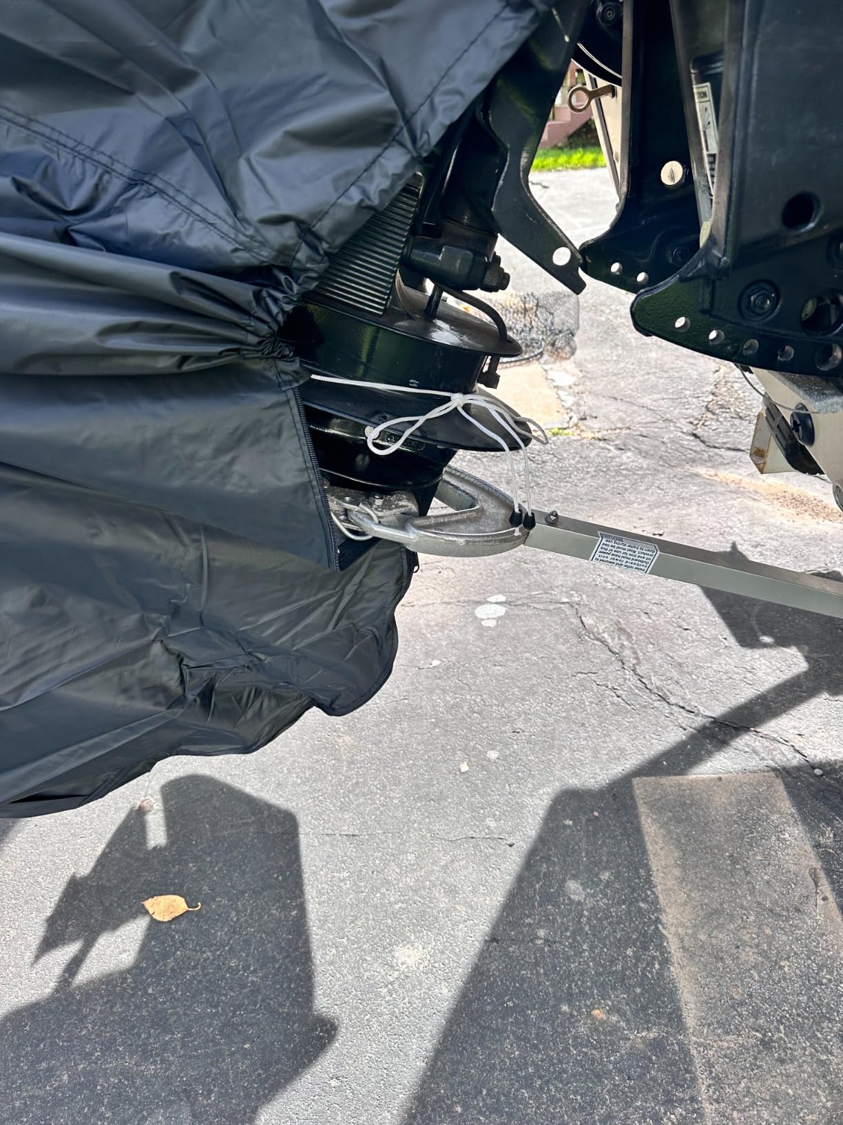 iCOVER Outboard Motor Covers, Trailerable Full Boat Engine Cover Waterproof Heavy Duty Oxford Fabric with Zipper, Fits 250-300HP Motors, Black customer photo 2