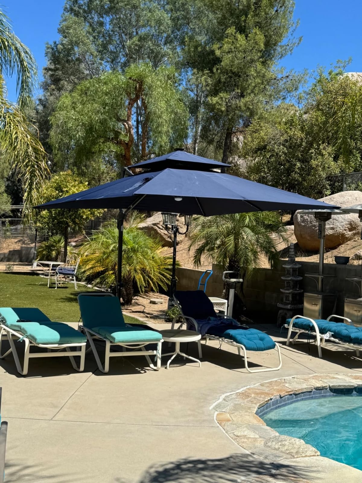 Best Choice Products 9x12ft LED Cantilever Patio Umbrella w/Base Included & 360° Rotation, Large Solar Offset Hanging Outdoor Sun Shade for Deck, Backyard Table w/Stand & Lights – Fog Gray customer photo 1