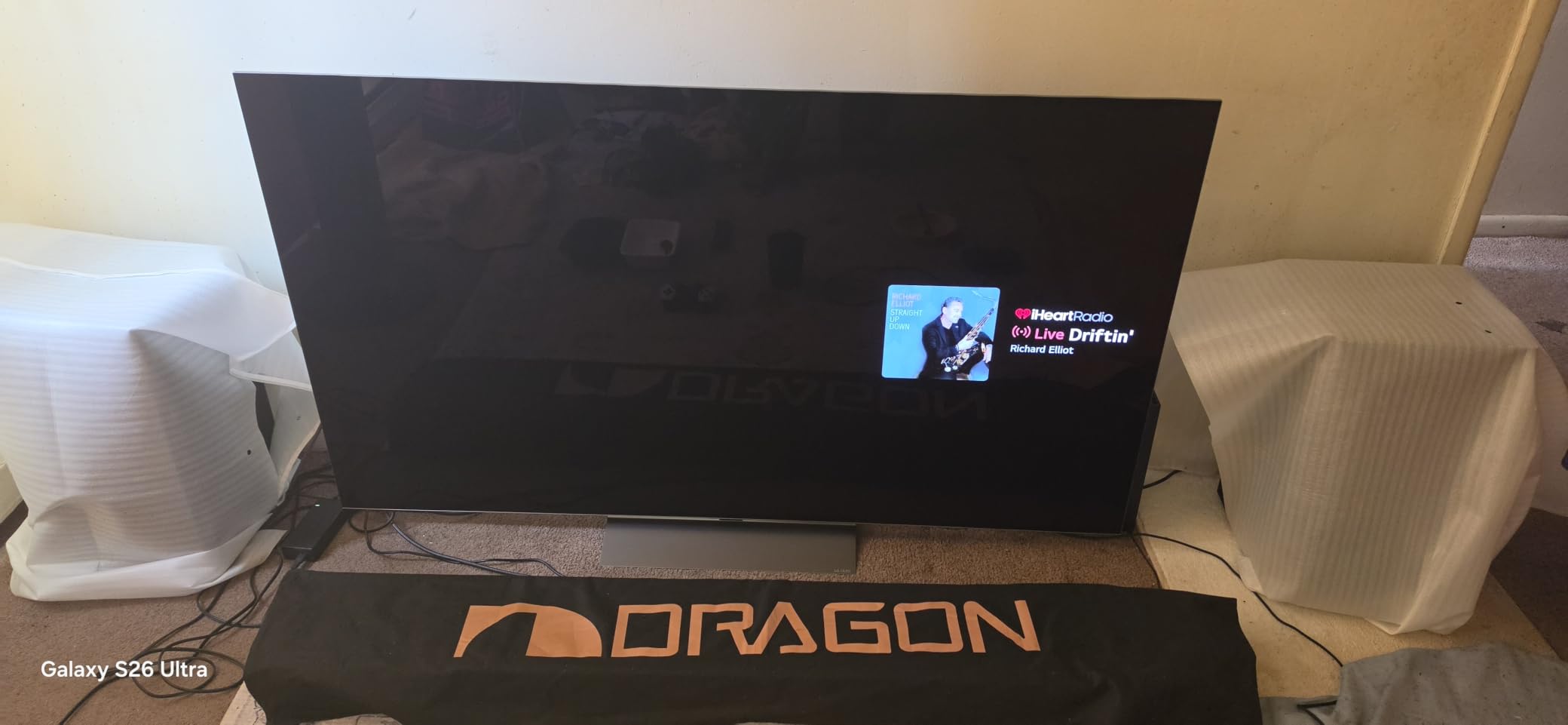 LG 77-Inch OLED evo C6 4K Smart TV, Dolby Vision & Atmos customer photo 1