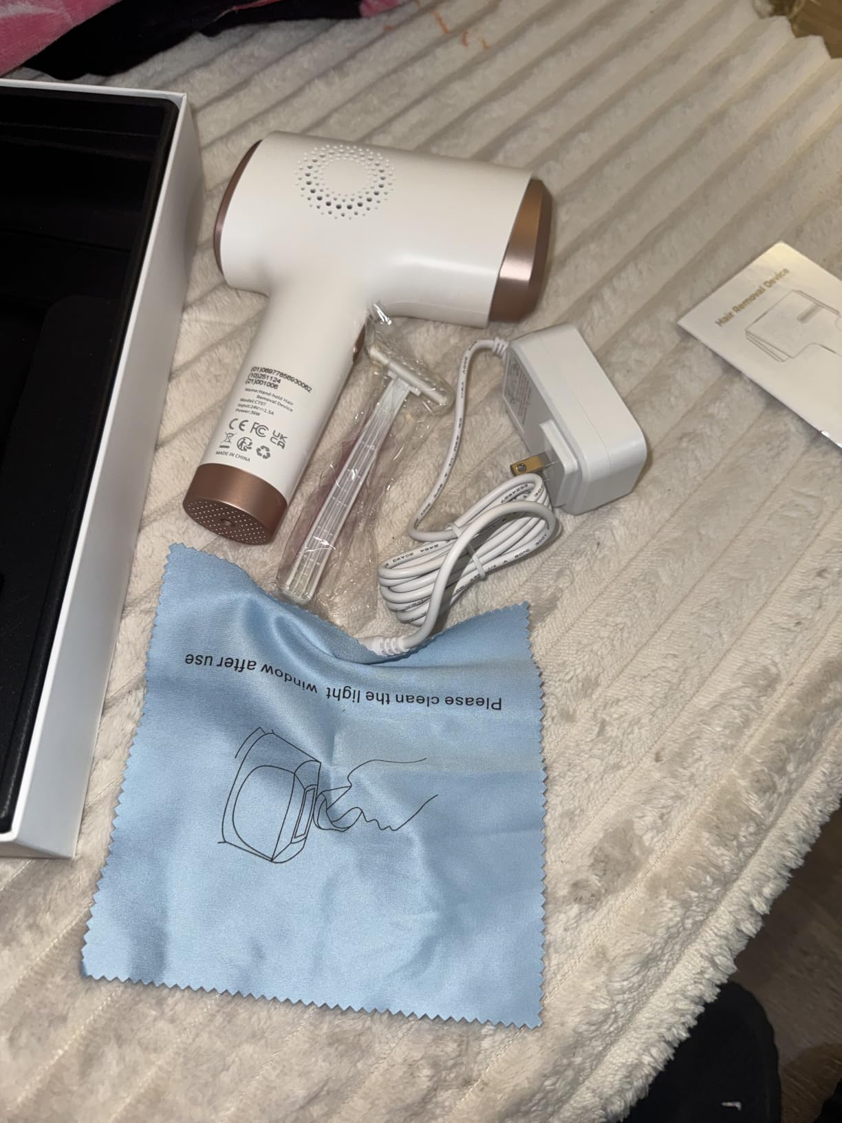 Ubroo IPL Laser Hair Removal Device, 21J Energy, 41°F Ice Cooling customer photo 1