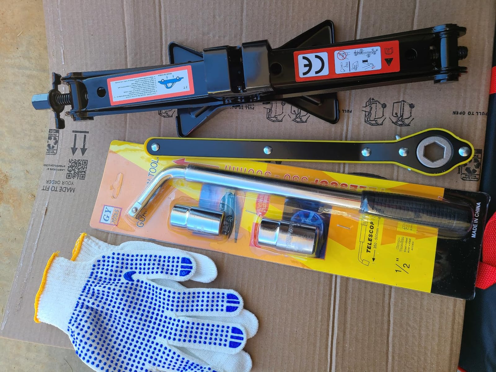 Car Jack Kit, 3 Ton (6614 lbs) Scissor Jack for Car, SUV, MPV customer photo 2