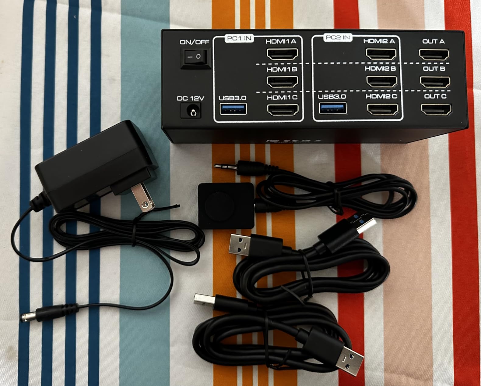 4K@120Hz KVM Switch 2 Monitors 2 Computers 8K@60Hz HDMI KVM Switch Share Dual Monitor and 4 USB Devices Support Extended/Copy Mode with USB 3.0 Cables and Extended Controller customer photo 2